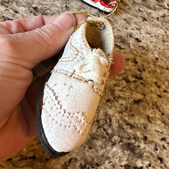 Miniature Vintage Shoe Set (6) - Picture 3 of 11